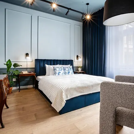 Apartment Turnkey I Antonin Dvorak *