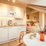 Apartment Turnkey I Antonin Dvorak *