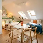 Turnkey I Antonin Dvorak Apartment *