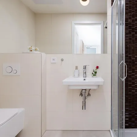 Turnkey I Antonin Dvorak Апартаменты