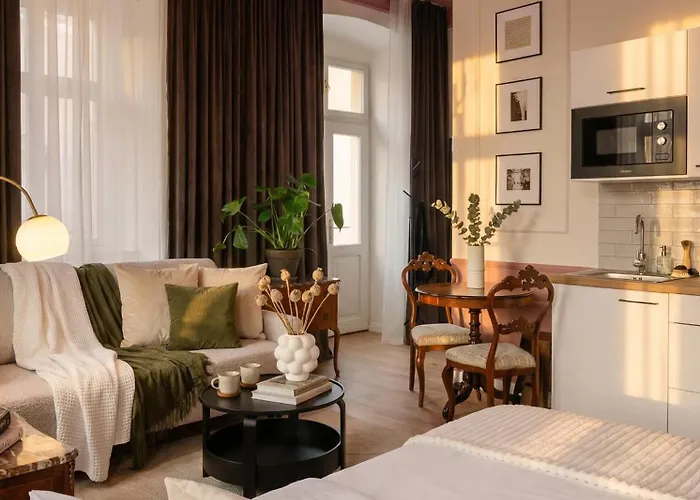 Apartamento Turnkey I Antonin Dvorak *