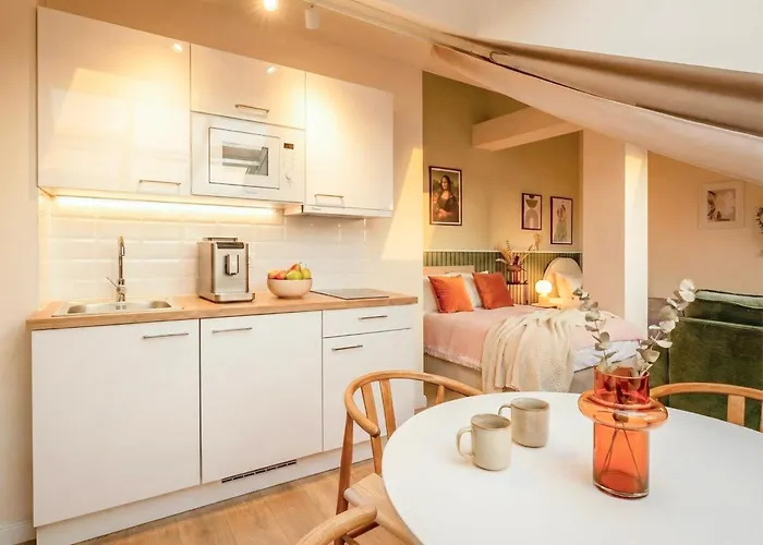 Apartamento Turnkey I Antonin Dvorak *